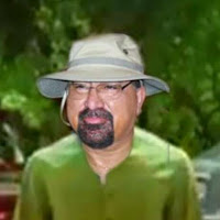 लेखक व् व्यंगकार 